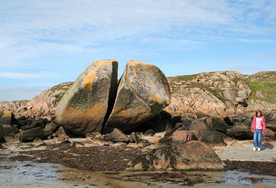 Fingal's Rock (Natural Rock Feature) by postman
