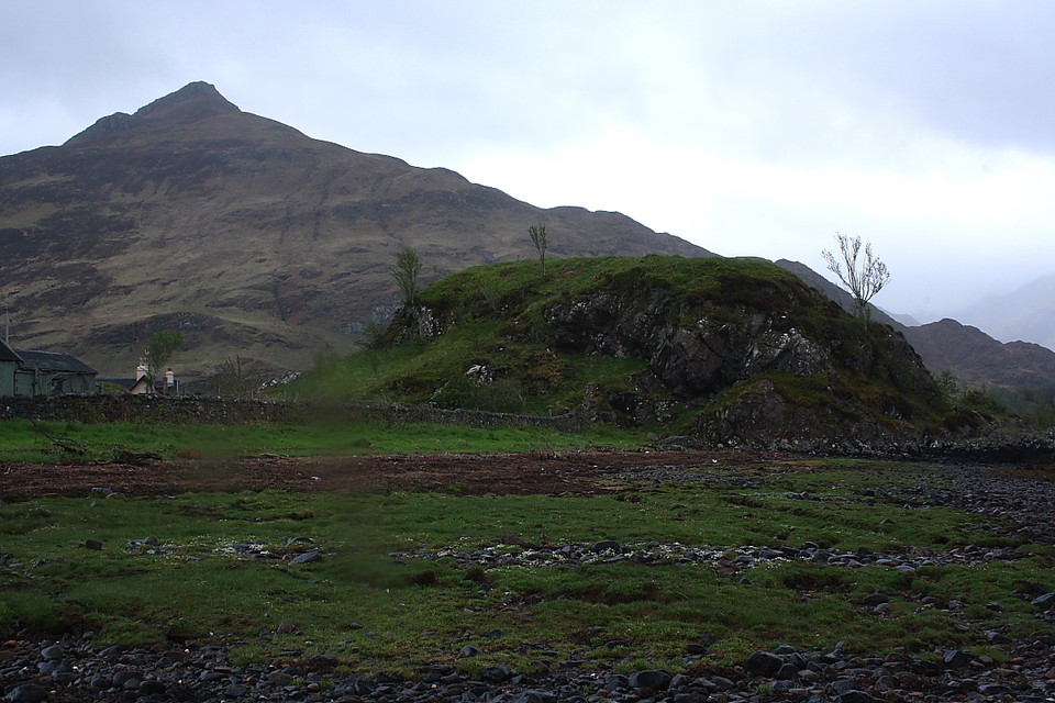 Dunan Diarmid, Loch Duich (Stone Fort / Dun) by GLADMAN