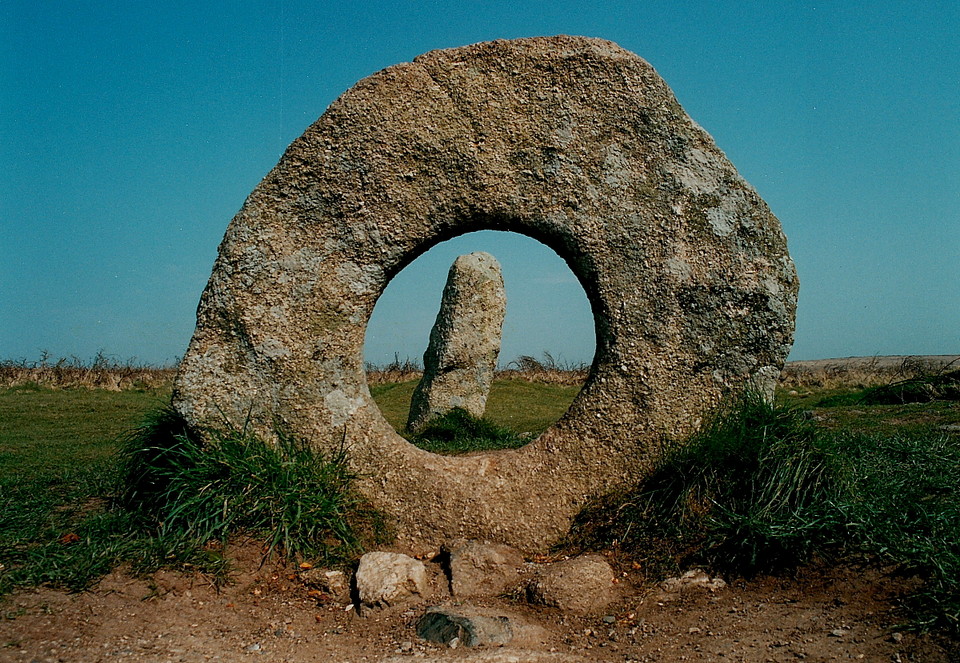 Men-An-Tol (Holed Stone) by GLADMAN
