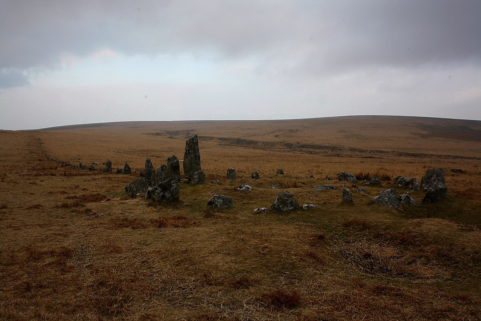 Down Tor (Stone Row / Alignment) by GLADMAN