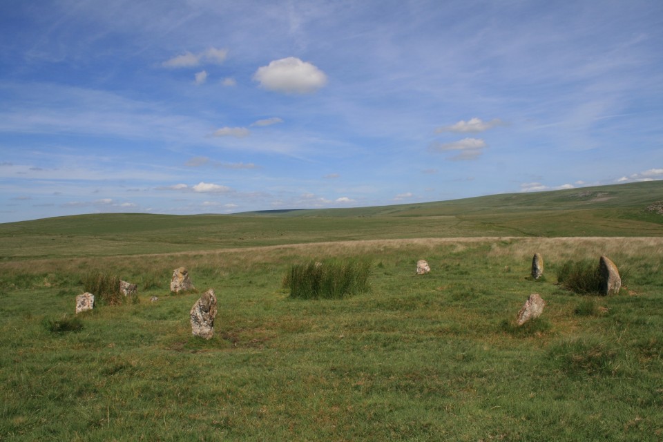 Ringmoor Cairn Circle and Stone Row (Stone Row / Alignment) by postman