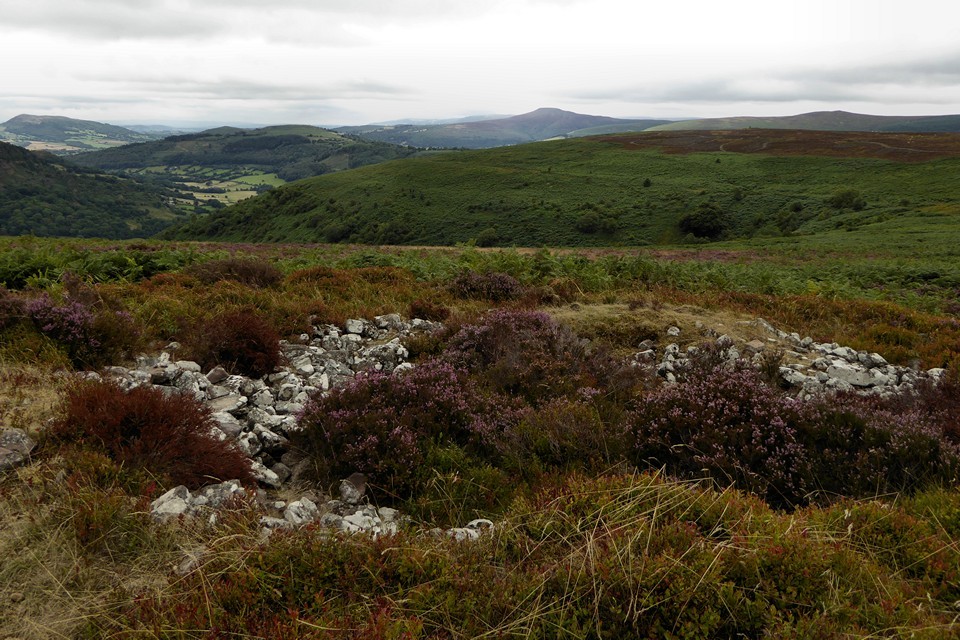 Graig-ddu, Black Mountains (Round Cairn) by thesweetcheat