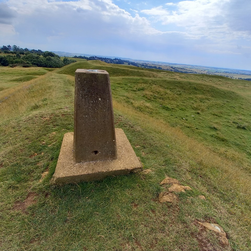 Burrough Hill (Hillfort) by duncanh98