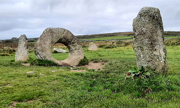 Men-An-Tol (Holed Stone) by Zeb