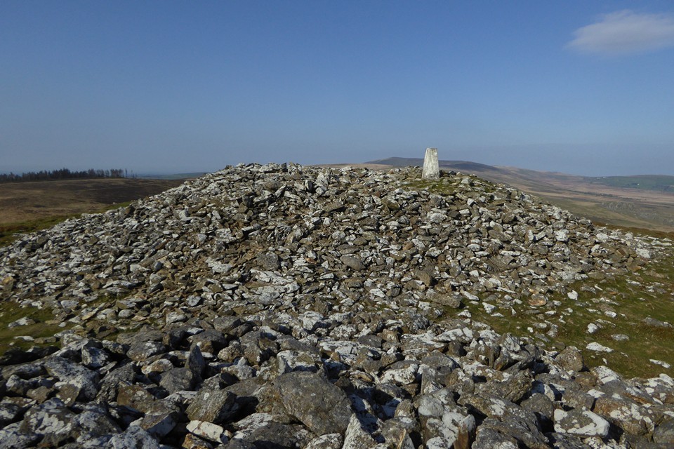 Moel Drygarn (Cairn(s)) by thesweetcheat