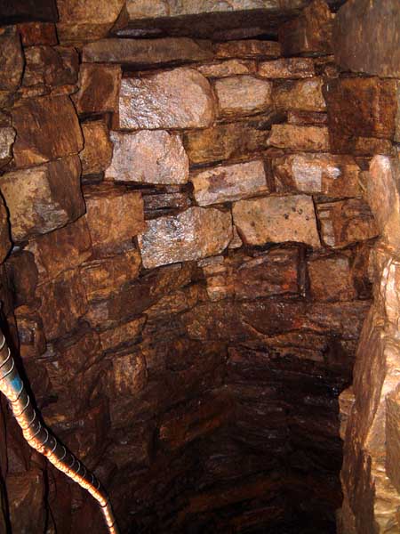 Mine Howe (Burial Chamber) by Hob