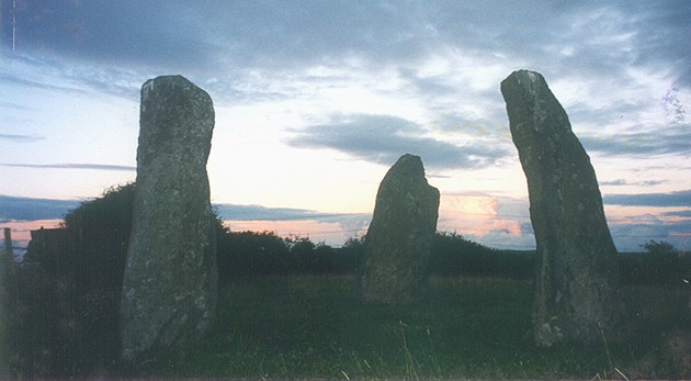 Mein Hirion (Standing Stones) by Simon Close