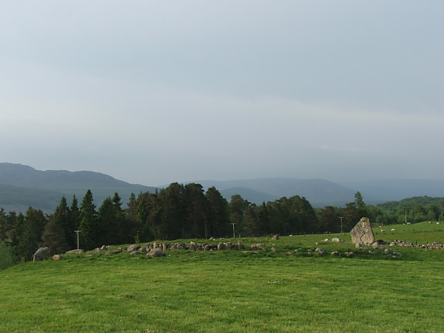 Mains of Gask (Clava Cairn) by postman