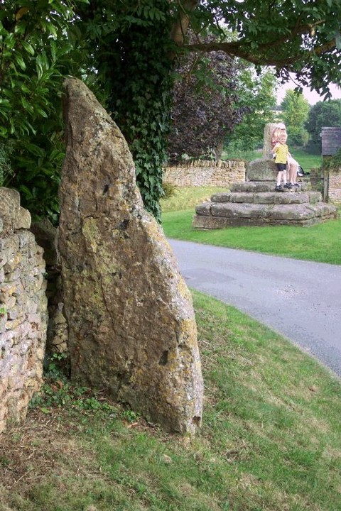 Thor Stone (Standing Stone / Menhir) by Jane