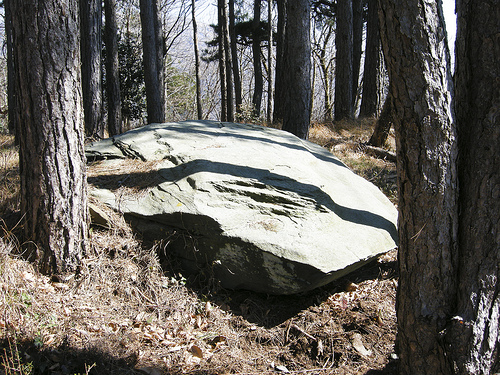 Big Flat Rock (Natural Rock Feature) by McGlen