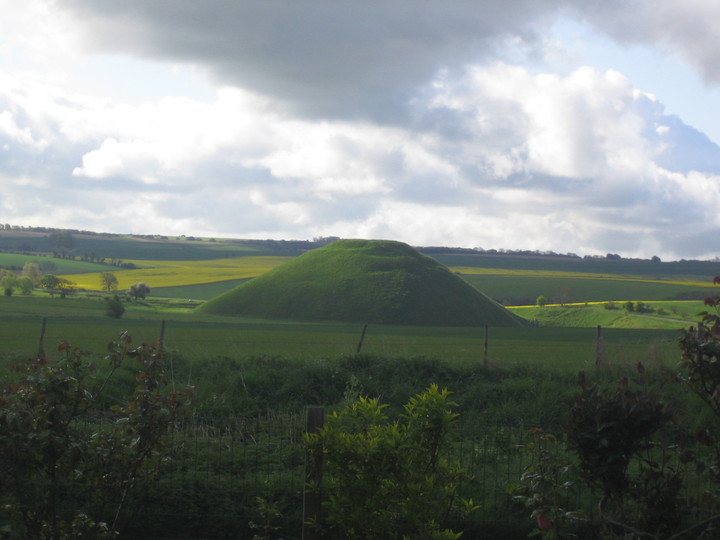 Silbury Hill (Artificial Mound) by Gwass