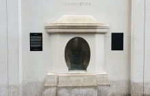 <b>London Stone</b>Posted by goffik
