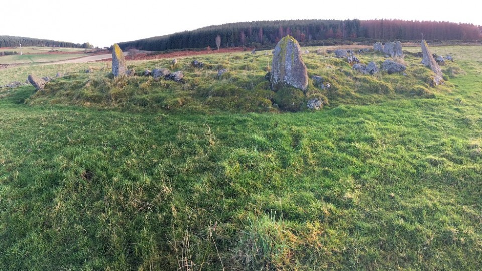 Esslie the Greater (Stone Circle) by ruskus