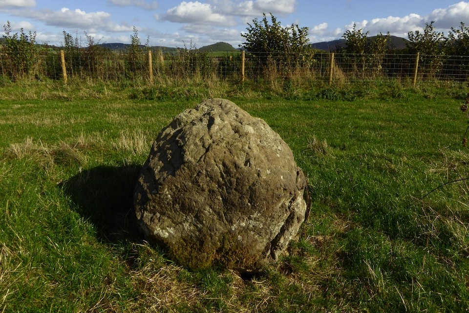 Hindwell Stone (Standing Stone / Menhir) by thesweetcheat