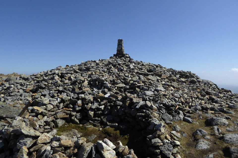 Aran Fawddwy (Round Cairn) by thesweetcheat