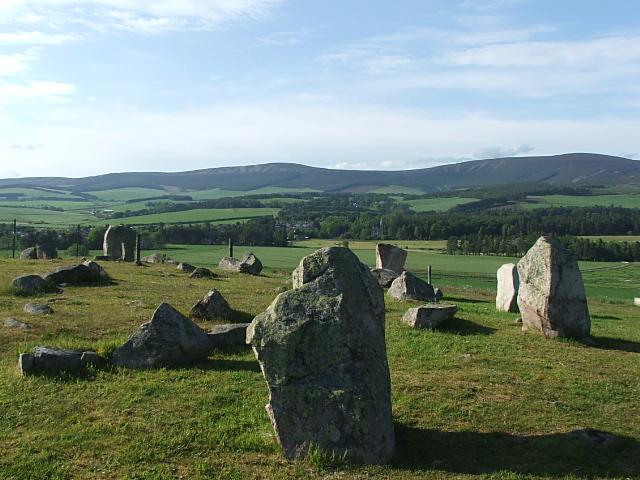 Tomnaverie (Stone Circle) by postman